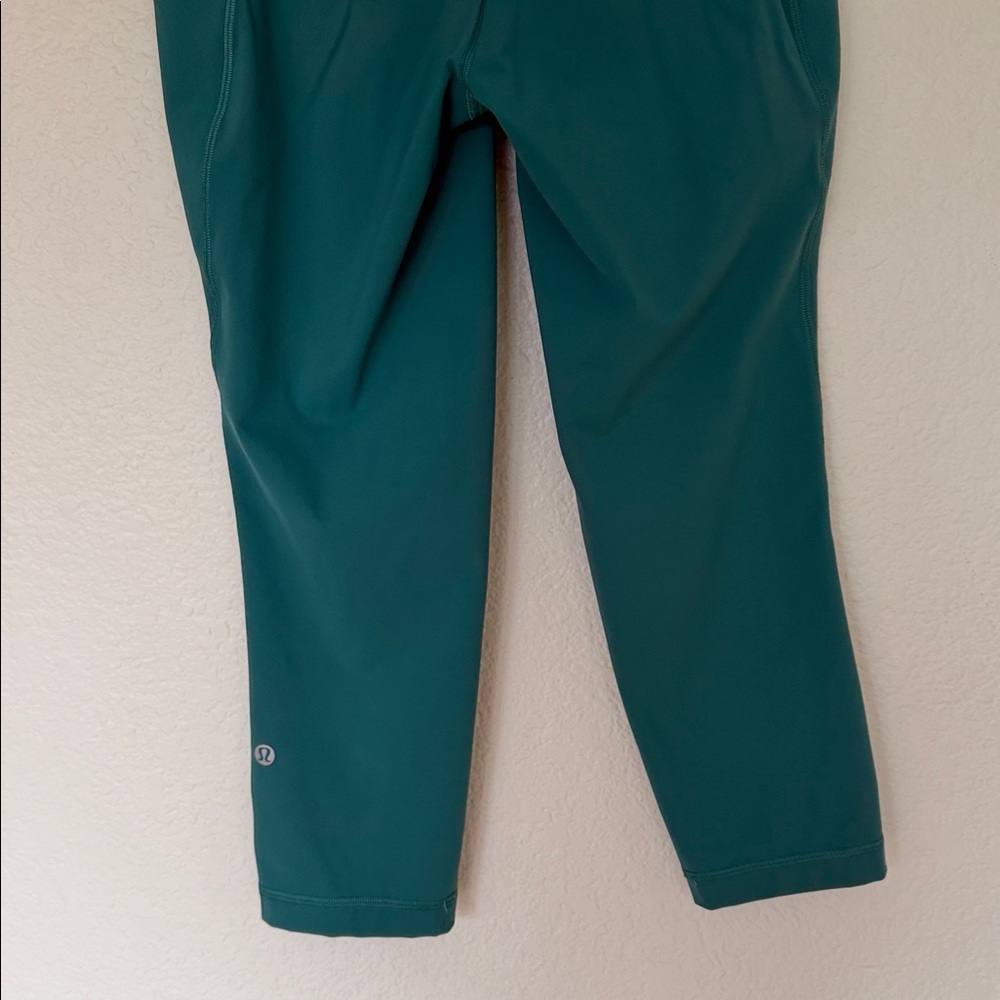 Lululemon Swift Speed High-Rise Crop 21"  teal lagoon size 8 - Picture 7 of 10